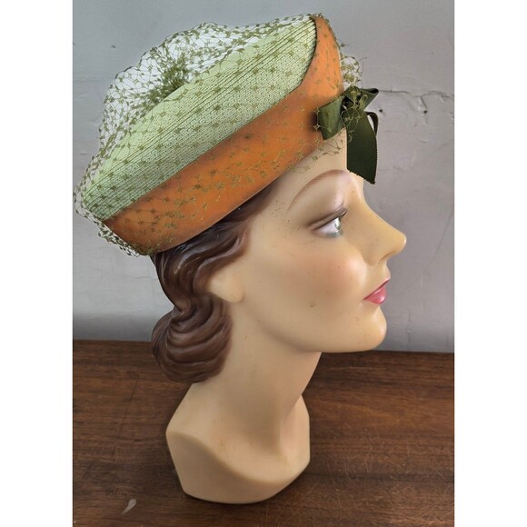 1960s  Vintage Mint Green And Gold Pillbox Hat With Bow - Picture 2 of 5